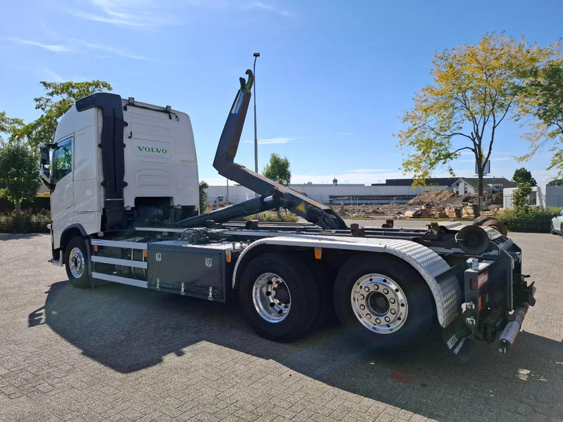 Volvo FH4-500 / VEB+ / HOOK 22 TON / LIFT+LENKACHSE / TUV:02-02-2026 / FULL-AIR / LWDS / NAVI / ALCOA / AUTOMATIC / EURO-6 / 2017 - 吊钩升降车:图5 Volvo FH4-500 / VEB+ / HOOK 22 TON / LIFT+LENKACHSE / TUV:02-02-2026 / FULL-AIR / LWDS / NAVI / ALCOA / AUTOMATIC / EURO-6 / 2017 - 吊钩升降车:图5
