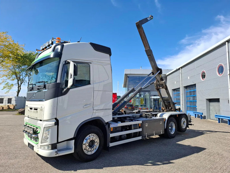 Volvo FH4-500 / VEB+ / HOOK 22 TON / LIFT+LENKACHSE / TUV:02-02-2026 / FULL-AIR / LWDS / NAVI / ALCOA / AUTOMATIC / EURO-6 / 2017 - 吊钩升降车:图1 Volvo FH4-500 / VEB+ / HOOK 22 TON / LIFT+LENKACHSE / TUV:02-02-2026 / FULL-AIR / LWDS / NAVI / ALCOA / AUTOMATIC / EURO-6 / 2017 - 吊钩升降车:图1