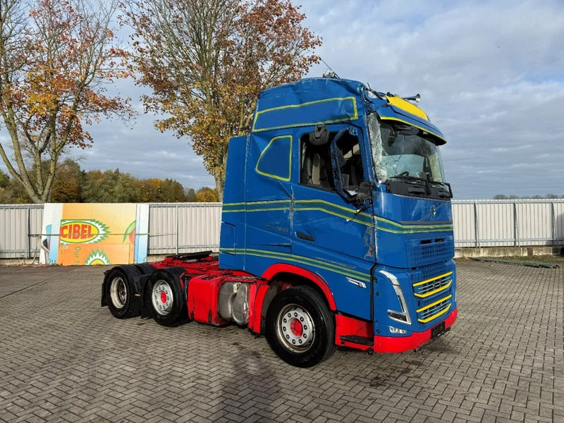 Volvo FH5-460 / ENGINE RUNING / HYDRAULICS / I-SAVE / VEB+ / ONLY:446560 KM / DOUBLE TANK / LWDS / EURO-6 / 2021 - 牵引车:图2 Volvo FH5-460 / ENGINE RUNING / HYDRAULICS / I-SAVE / VEB+ / ONLY:446560 KM / DOUBLE TANK / LWDS / EURO-6 / 2021 - 牵引车:图2