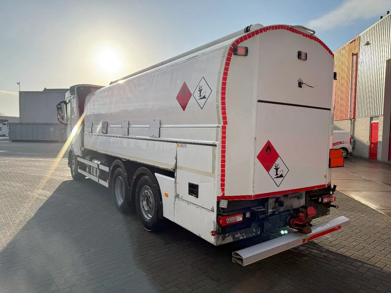 Volvo FH5-500 6X2 / ENGINE RUNNING / LIFT+LENKACHSE / FULL AIR / ADR / EUROTANK / 9-TON FRONT AXLE / I-SAVE / EURO-6 / 2022 - 罐车:图3 Volvo FH5-500 6X2 / ENGINE RUNNING / LIFT+LENKACHSE / FULL AIR / ADR / EUROTANK / 9-TON FRONT AXLE / I-SAVE / EURO-6 / 2022 - 罐车:图3
