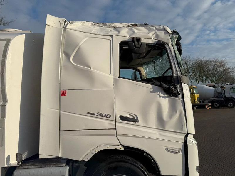 罐车 Volvo FH5-500 6X2 / ENGINE RUNNING / LIFT+LENKACHSE / FULL AIR / ADR / EUROTANK / 9-TON FRONT AXLE / I-SAVE / EURO-6 / 2022:图7 罐车 Volvo FH5-500 6X2 / ENGINE RUNNING / LIFT+LENKACHSE / FULL AIR / ADR / EUROTANK / 9-TON FRONT AXLE / I-SAVE / EURO-6 / 2022:图7