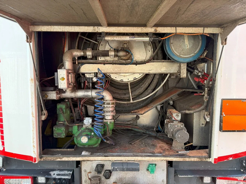 罐车 Volvo FH5-500 6X2 / ENGINE RUNNING / LIFT+LENKACHSE / FULL AIR / ADR / EUROTANK / 9-TON FRONT AXLE / I-SAVE / EURO-6 / 2022:图13 罐车 Volvo FH5-500 6X2 / ENGINE RUNNING / LIFT+LENKACHSE / FULL AIR / ADR / EUROTANK / 9-TON FRONT AXLE / I-SAVE / EURO-6 / 2022:图13