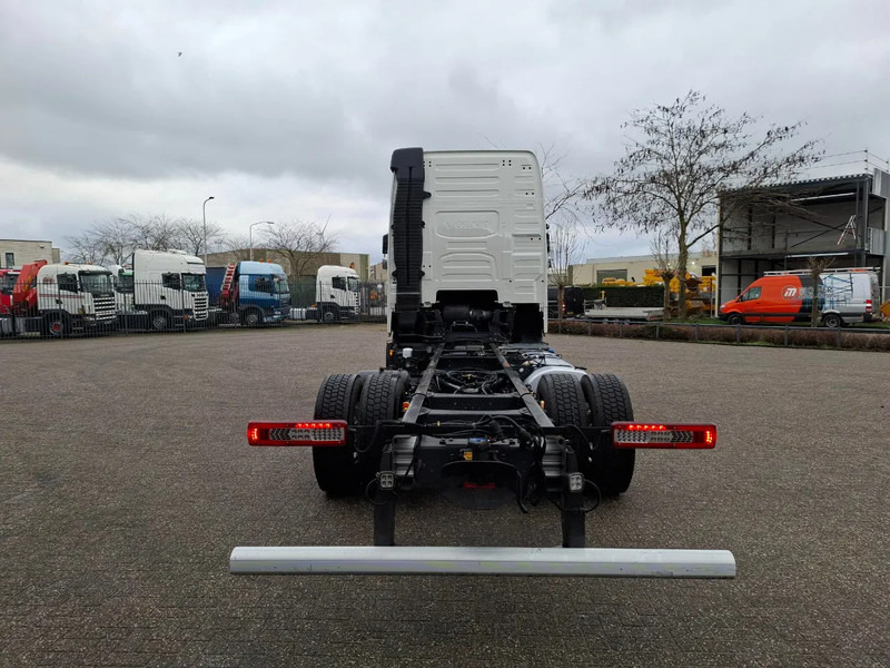 Volvo FH5-500 / XL / VEB+ / I-SAVE / I-PARKCOOL / ONLY:175784 KM / GERMAN TRUCK / FULL-AIR / WB:490 / ALCOA / LEATHER / 2023 - 驾驶室底盘卡车:图4 Volvo FH5-500 / XL / VEB+ / I-SAVE / I-PARKCOOL / ONLY:175784 KM / GERMAN TRUCK / FULL-AIR / WB:490 / ALCOA / LEATHER / 2023 - 驾驶室底盘卡车:图4