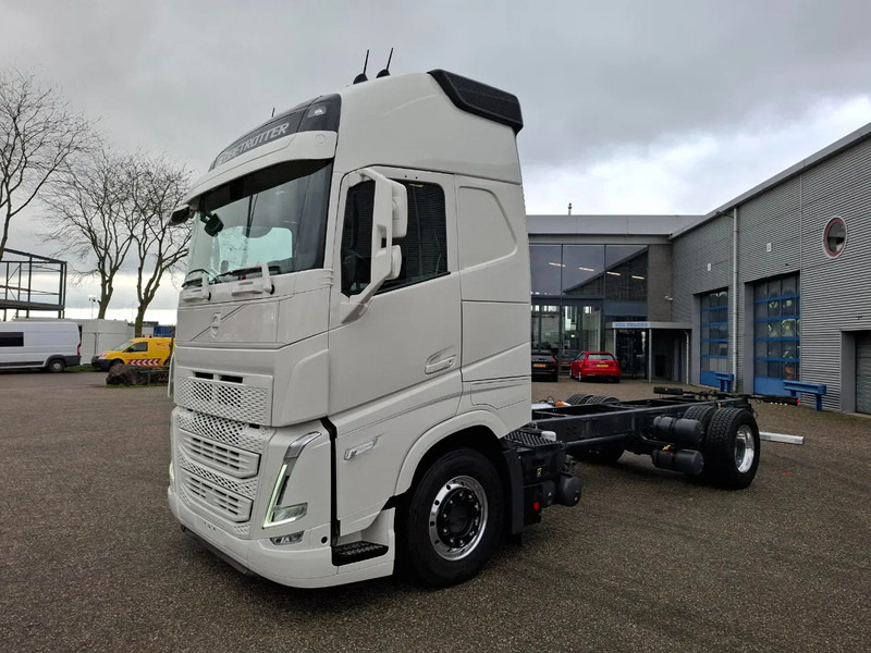 Volvo FH5-500 / XL / VEB+ / I-SAVE / I-PARKCOOL / ONLY:175784 KM / GERMAN TRUCK / FULL-AIR / WB:490 / ALCOA / LEATHER / 2023 - 驾驶室底盘卡车:图1 Volvo FH5-500 / XL / VEB+ / I-SAVE / I-PARKCOOL / ONLY:175784 KM / GERMAN TRUCK / FULL-AIR / WB:490 / ALCOA / LEATHER / 2023 - 驾驶室底盘卡车:图1