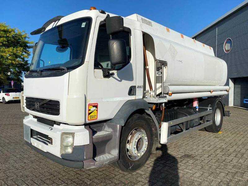 Volvo FL7-290 / 5 COMPARTIMENTS / 13000 LITER TOTAL / PUMP / AUTOMATIC / EURO-5 / 2009 - 罐车:图1 Volvo FL7-290 / 5 COMPARTIMENTS / 13000 LITER TOTAL / PUMP / AUTOMATIC / EURO-5 / 2009 - 罐车:图1