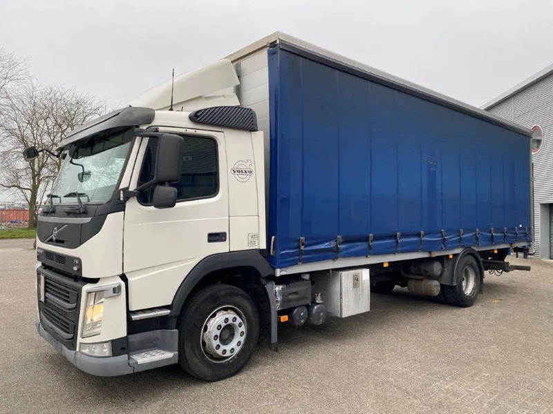 Volvo FM11-330 / LOW KM'S:472120 KM / LWDS / FULL-AIR / NAVI / CURTAIN SAILS / PLATFORM 2500KG / AUTOMATIC / EURO-6 / 2016 - 侧帘卡车:图1 Volvo FM11-330 / LOW KM'S:472120 KM / LWDS / FULL-AIR / NAVI / CURTAIN SAILS / PLATFORM 2500KG / AUTOMATIC / EURO-6 / 2016 - 侧帘卡车:图1