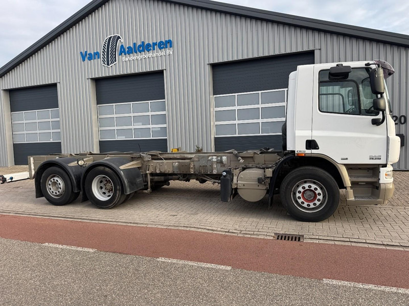 DAF CF75-310, ADR, PTO, 9.0 Ton Front-axle, WB:450 cm - 驾驶室底盘卡车:图2 DAF CF75-310, ADR, PTO, 9.0 Ton Front-axle, WB:450 cm - 驾驶室底盘卡车:图2