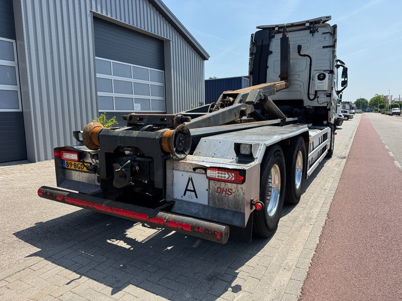Volvo FH16 750 6x2, VDL 21 Ton Haak - 吊钩升降车:图4 Volvo FH16 750 6x2, VDL 21 Ton Haak - 吊钩升降车:图4