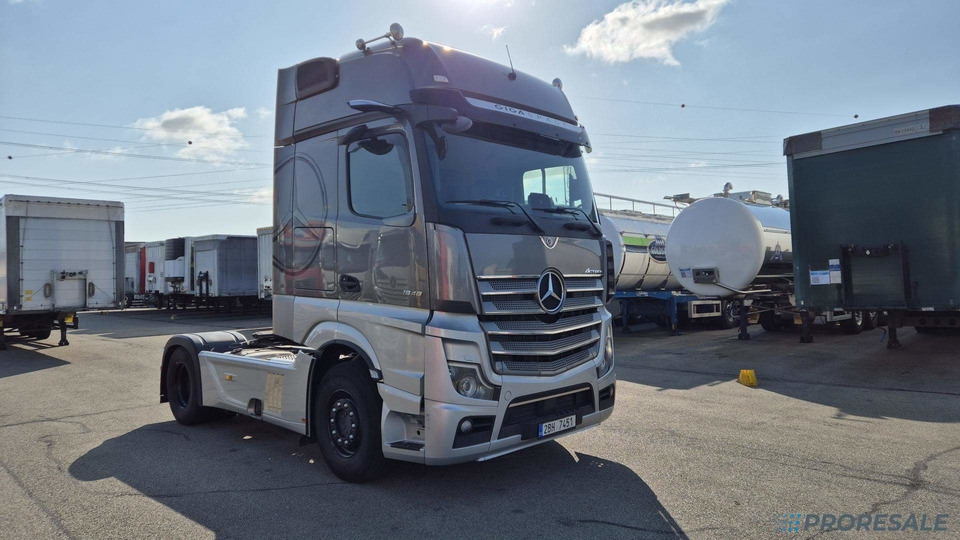 MERCEDES-BENZ ACTROS 1848 LS GIGA SPACE EURO 6 - 牵引车:图1 MERCEDES-BENZ ACTROS 1848 LS GIGA SPACE EURO 6 - 牵引车:图1