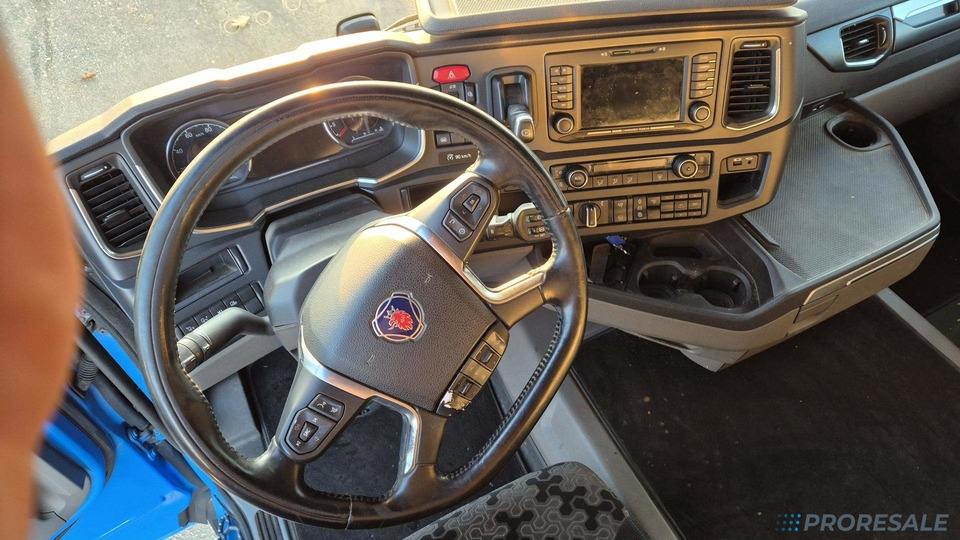 SCANIA R450 N323 NGS TOP LINE EURO 6 - 牵引车:图4 SCANIA R450 N323 NGS TOP LINE EURO 6 - 牵引车:图4