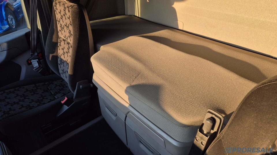 SCANIA R450 N323 NGS TOP LINE EURO 6 - 牵引车:图5 SCANIA R450 N323 NGS TOP LINE EURO 6 - 牵引车:图5