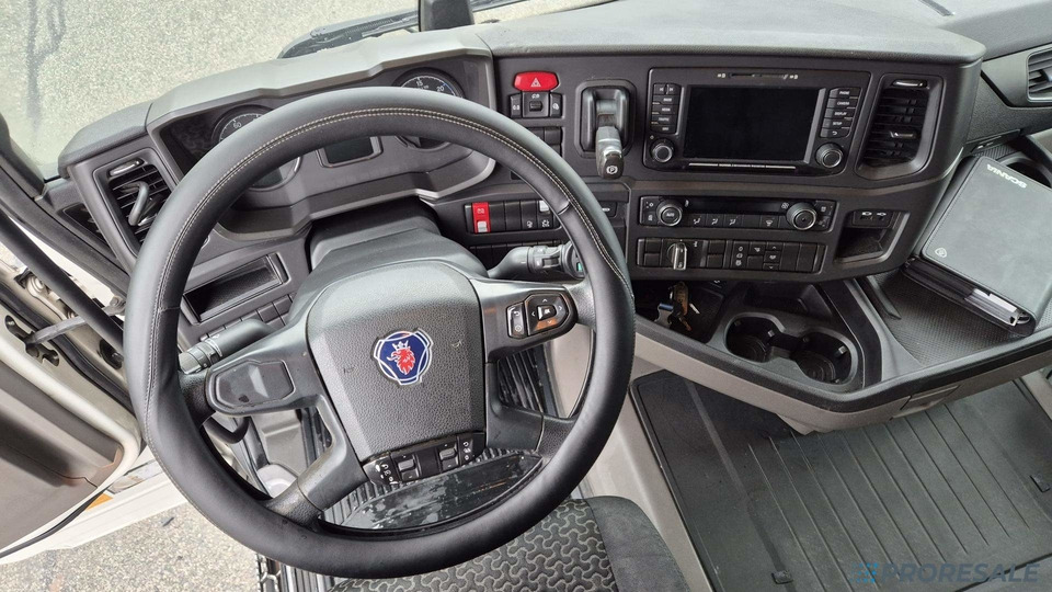 SCANIA R450 N323 NGS TOP LINE EURO 6 - 牵引车:图4 SCANIA R450 N323 NGS TOP LINE EURO 6 - 牵引车:图4