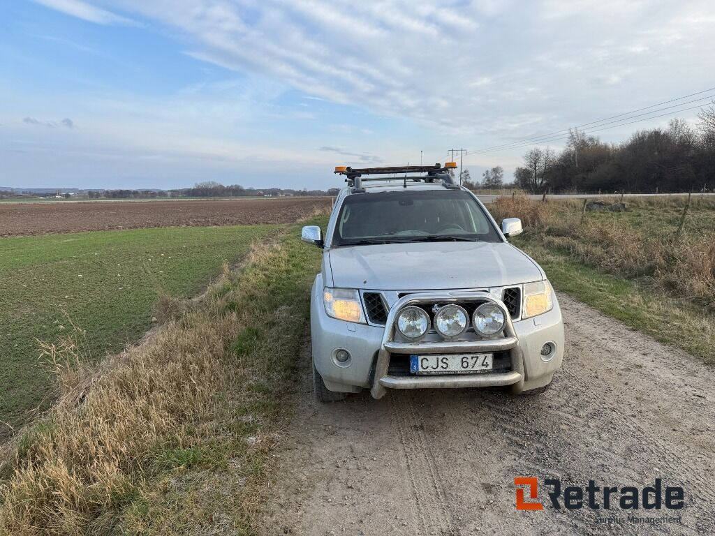 Bil Nissan Navara - 汽车:图2 Bil Nissan Navara - 汽车:图2