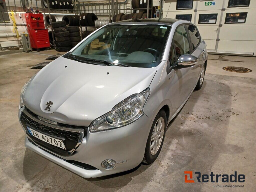 Bil Peugeot 208 Automat - 汽车:图1 Bil Peugeot 208 Automat - 汽车:图1