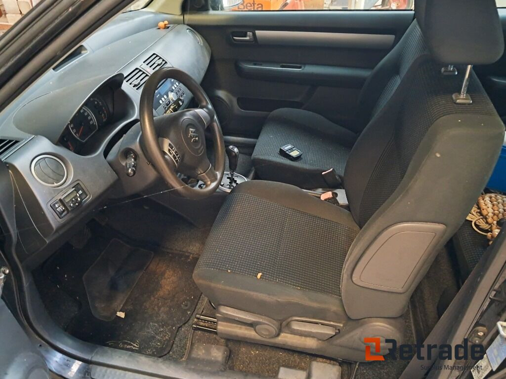 Bil Suzuki Swift 1,3 A/mt - 汽车:图5 Bil Suzuki Swift 1,3 A/mt - 汽车:图5