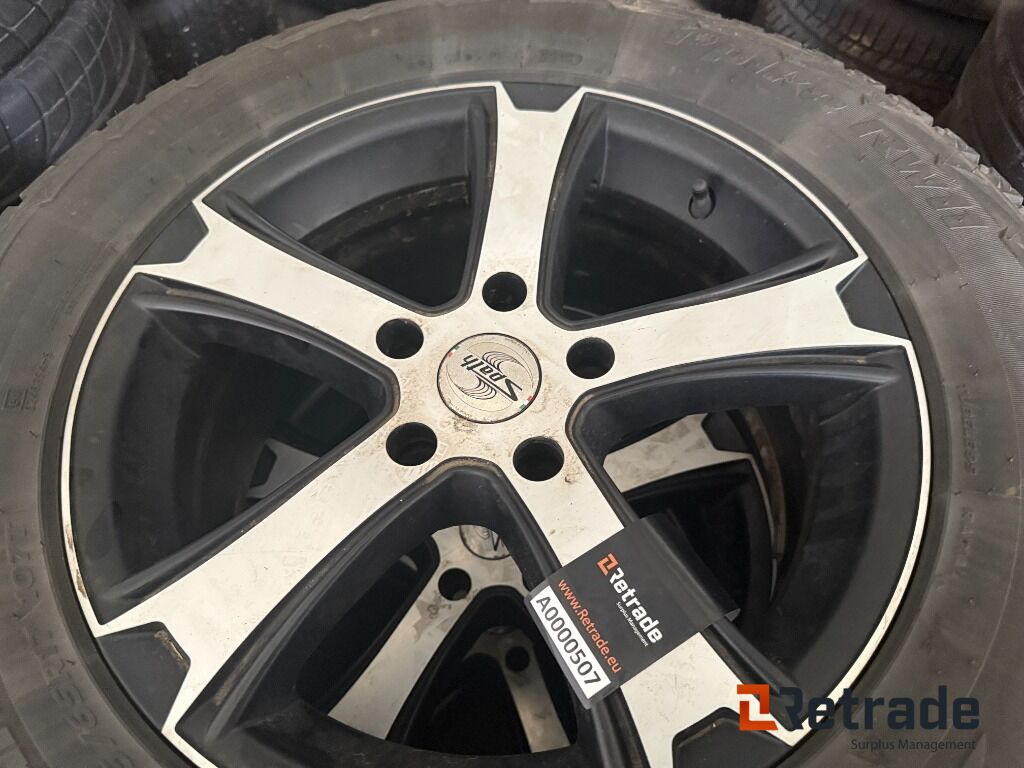 Däck Hankook 245/65R17 107T - 建筑设备:图4 Däck Hankook 245/65R17 107T - 建筑设备:图4