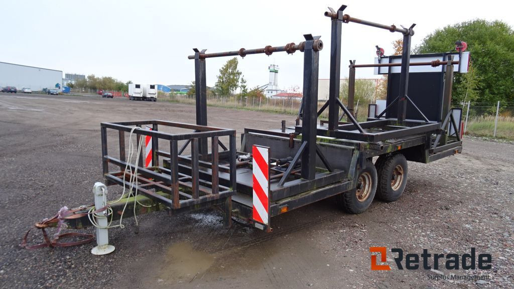 Kabelvagn Nr3/3 skyltvagn med varningsljus - 建筑设备:图2 Kabelvagn Nr3/3 skyltvagn med varningsljus - 建筑设备:图2