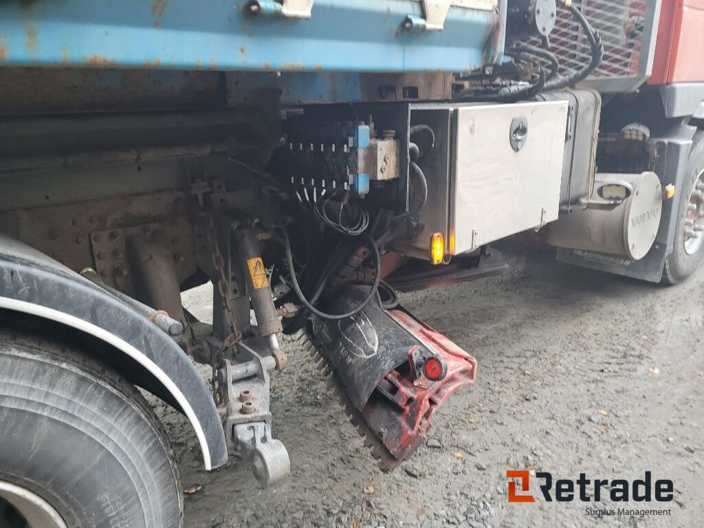 吊钩升降车, 起重车 Lastväxlare plogutrustad med underbett Volvo FM 12 , Full parabel:图46 吊钩升降车, 起重车 Lastväxlare plogutrustad med underbett Volvo FM 12 , Full parabel:图46