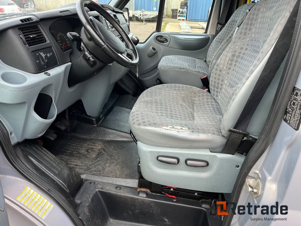 Minibus med lift FORD TRANSIT KOMBI 300L F 2,2 TDCI - 小型巴士, 小型客车:图5 Minibus med lift FORD TRANSIT KOMBI 300L F 2,2 TDCI - 小型巴士, 小型客车:图5