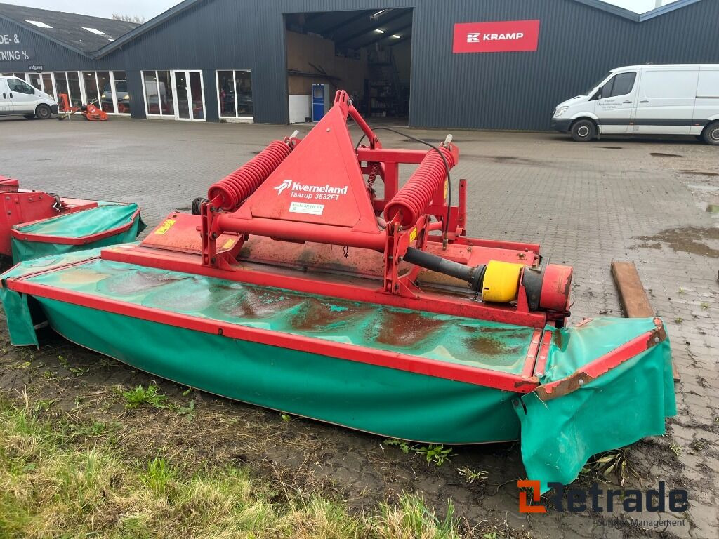 Slåmaskine Kverneland 3532 FT - MCF 08 Frontmonteret slåmaskine - 农业机械:图2 Slåmaskine Kverneland 3532 FT - MCF 08 Frontmonteret slåmaskine - 农业机械:图2