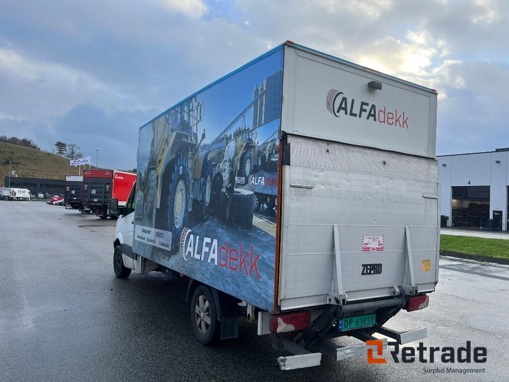 VOLKSWAGEN CRAFTER/ 2014 - 厢式货车:图4 VOLKSWAGEN CRAFTER/ 2014 - 厢式货车:图4