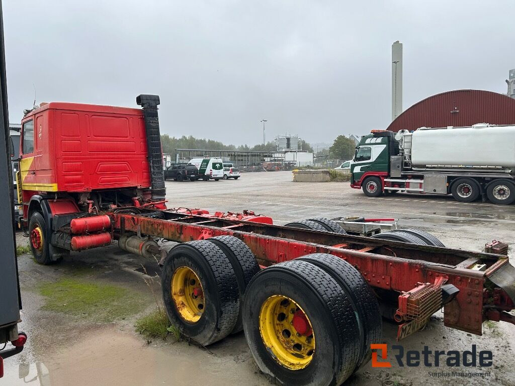 Veteranlastbil SCANIA R142H 6x2 chassi - 驾驶室底盘卡车:图5 Veteranlastbil SCANIA R142H 6x2 chassi - 驾驶室底盘卡车:图5