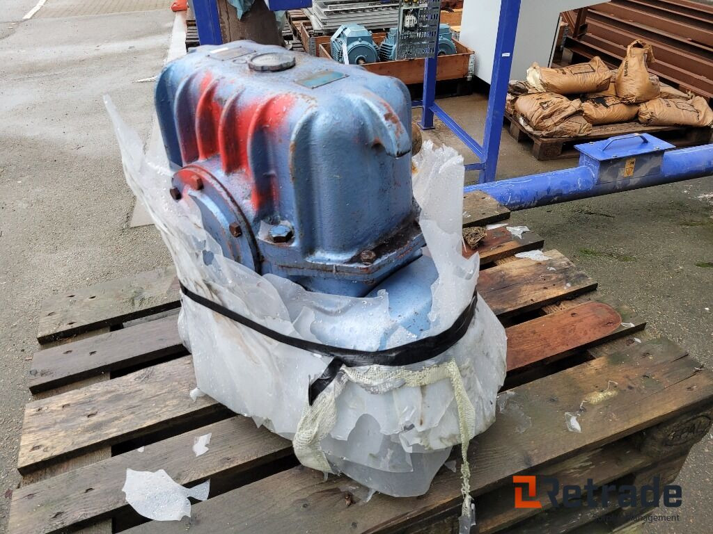 Vinkelväxel Renold Limited - 变速箱 适用于 建筑机械:图3 Vinkelväxel Renold Limited - 变速箱 适用于 建筑机械:图3