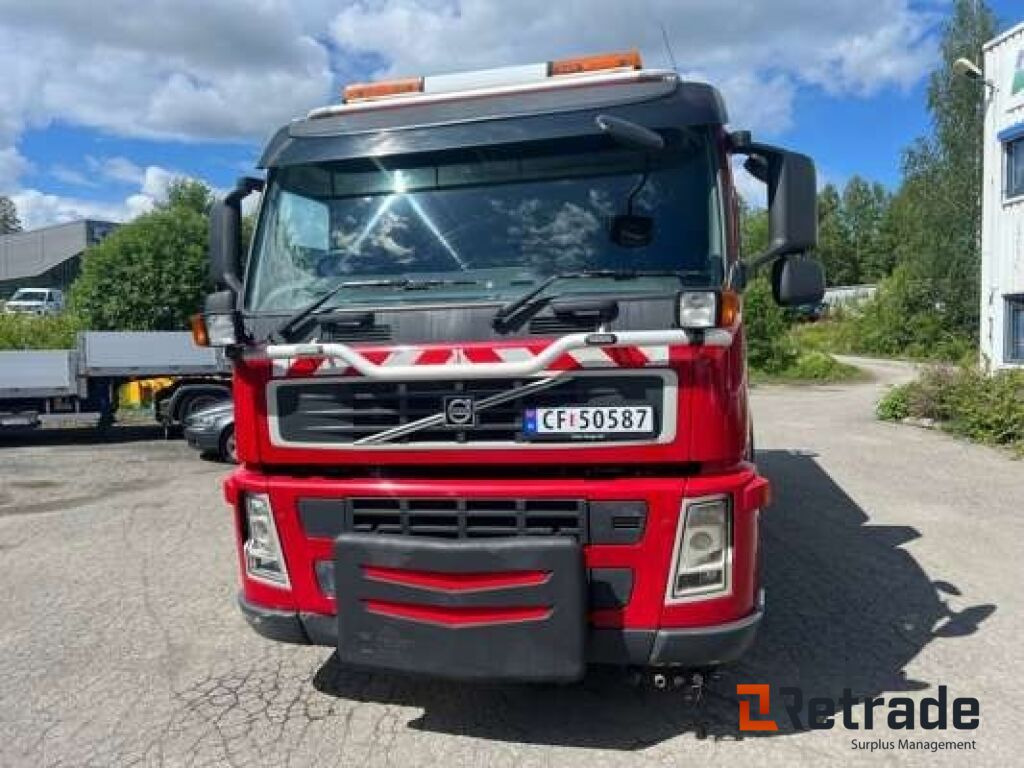 Volvo FE 300 Feiebil / Kombibil med Tipp og Brøyteoppsett - 道路清扫机:图3 Volvo FE 300 Feiebil / Kombibil med Tipp og Brøyteoppsett - 道路清扫机:图3