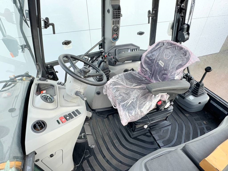 Case 570SV 4WD - 4/1 Bucket / Telescopic Boom / AC - 反铲装载机:图5 Case 570SV 4WD - 4/1 Bucket / Telescopic Boom / AC - 反铲装载机:图5