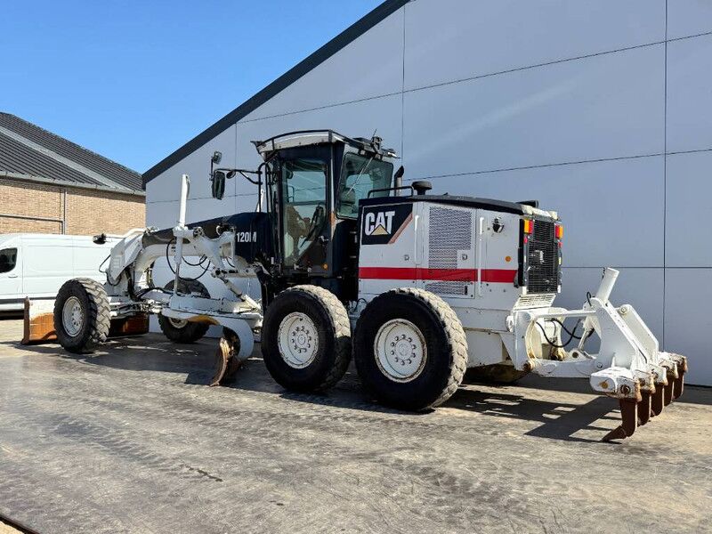 Cat 120M - CE / Front Blade + Ripper / Auto Greasing - 平路机:图2 Cat 120M - CE / Front Blade + Ripper / Auto Greasing - 平路机:图2