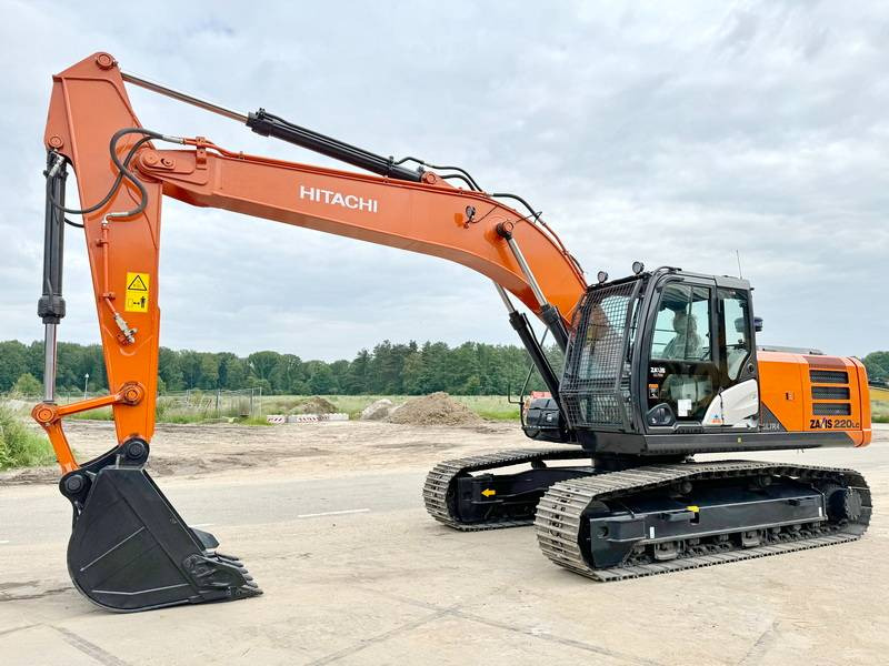 Hitachi ZX220LC-5G / 2025 ULTRA MODEL / ISUZU ENGINE - 履带式挖掘机:图2 Hitachi ZX220LC-5G / 2025 ULTRA MODEL / ISUZU ENGINE - 履带式挖掘机:图2