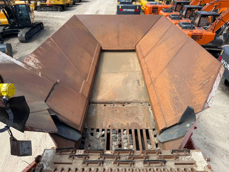 移动破碎机 Kleemann MRB130RH - German Machine / Return Conveyor:图17 移动破碎机 Kleemann MRB130RH - German Machine / Return Conveyor:图17