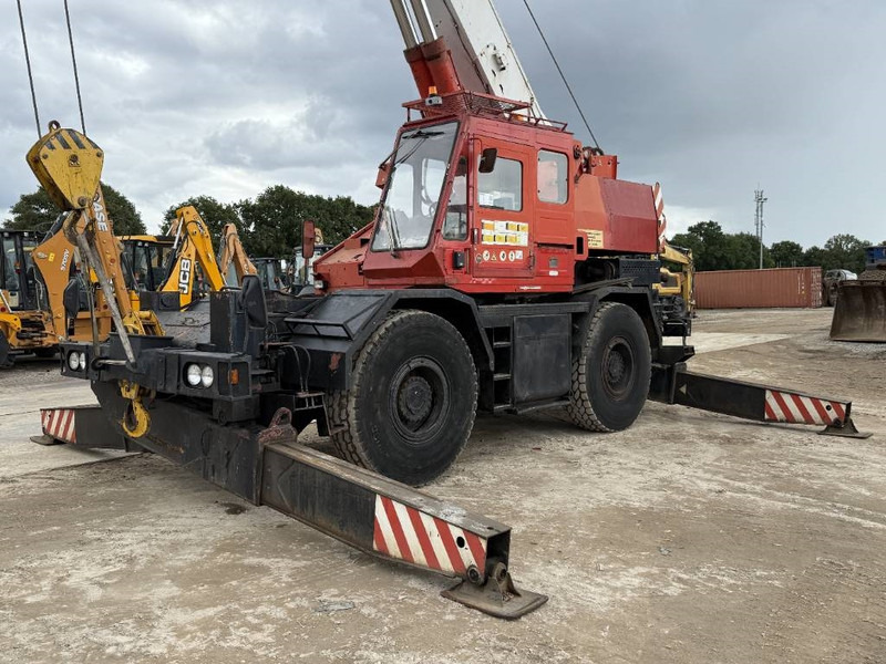 Tadano TR300E-1 - 4 Wheel Steering / 28.1m Boom + 12m Jib - 越野起重机:图3 Tadano TR300E-1 - 4 Wheel Steering / 28.1m Boom + 12m Jib - 越野起重机:图3