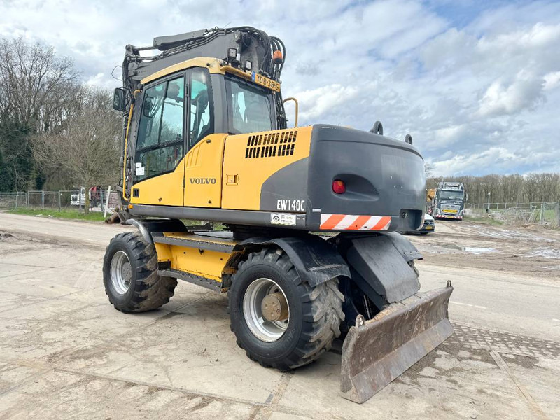 Volvo EW140C - DUTCH MACHINE - 轮式挖掘机:图3 Volvo EW140C - DUTCH MACHINE - 轮式挖掘机:图3