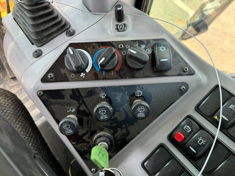 平路机 Volvo G970 - 3 Tine Ripper / EPA Certified：图17