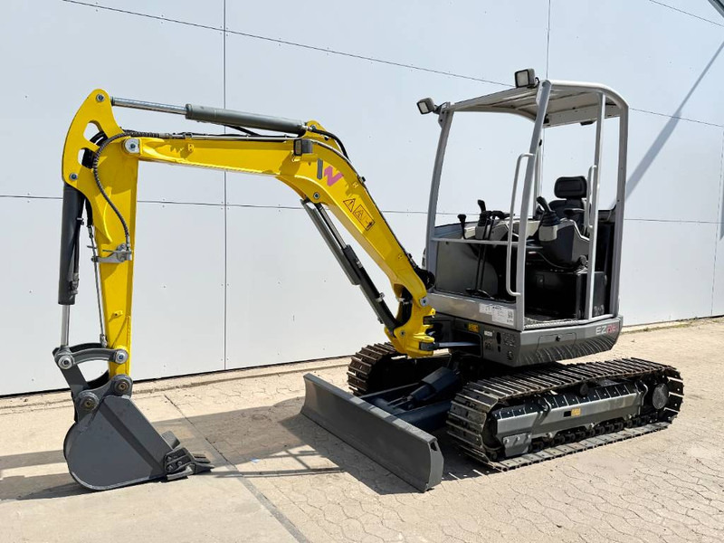 WACKER NEUSON EZ26 Zero Tail - Hammer Lines / Trench Bucket - 小型挖掘机:图2 WACKER NEUSON EZ26 Zero Tail - Hammer Lines / Trench Bucket - 小型挖掘机:图2