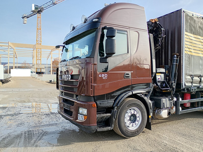 Iveco AS260S42Y/FS - 侧帘卡车, 起重车:图5 Iveco AS260S42Y/FS - 侧帘卡车, 起重车:图5
