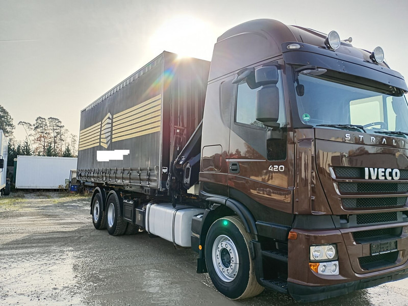 Iveco AS260S42Y/FS - 侧帘卡车, 起重车:图3 Iveco AS260S42Y/FS - 侧帘卡车, 起重车:图3