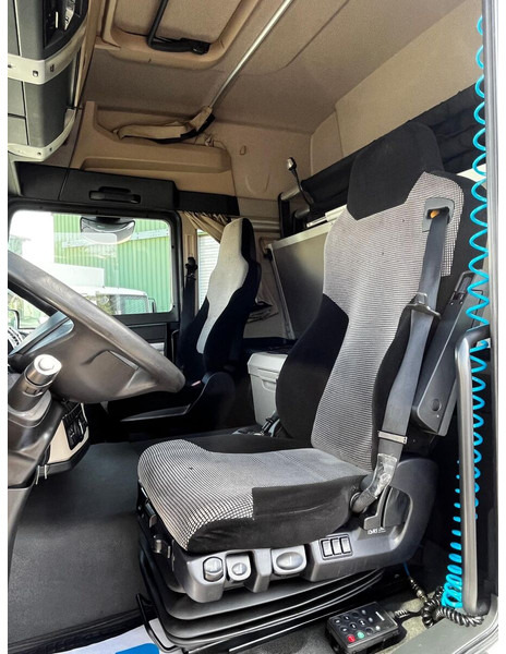 侧帘卡车 MAN TGL 8.220：图10