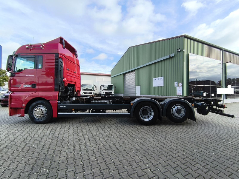 MAN TGX 26.500 BDF 6x2 Euro 6 Standard Lift+Lenk (29) - 驾驶室底盘卡车:图5 MAN TGX 26.500 BDF 6x2 Euro 6 Standard Lift+Lenk (29) - 驾驶室底盘卡车:图5