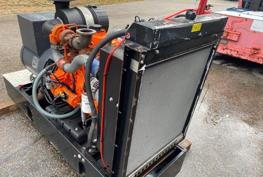 Diversen ECP34 2S4 - Iveco Engine,126kVA,New oils, filters, Mecc Alte ECP34 2S4 - 发电机组:图5 Diversen ECP34 2S4 - Iveco Engine,126kVA,New oils, filters, Mecc Alte ECP34 2S4 - 发电机组:图5