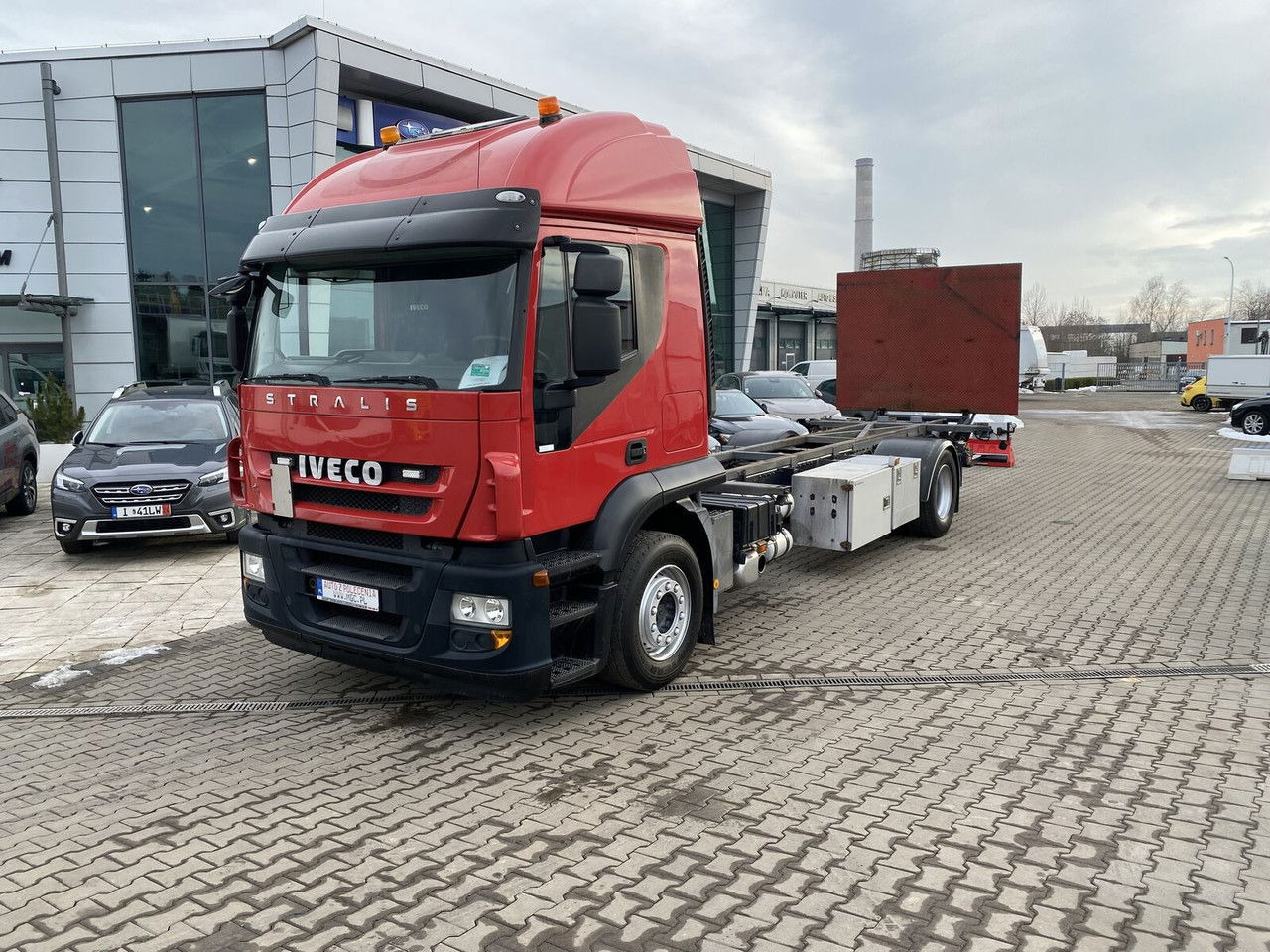 IVECO Stralis 360 AT 190 / Euro 5 / NEW Service / Long Frame - 驾驶室底盘卡车:图1 IVECO Stralis 360 AT 190 / Euro 5 / NEW Service / Long Frame - 驾驶室底盘卡车:图1