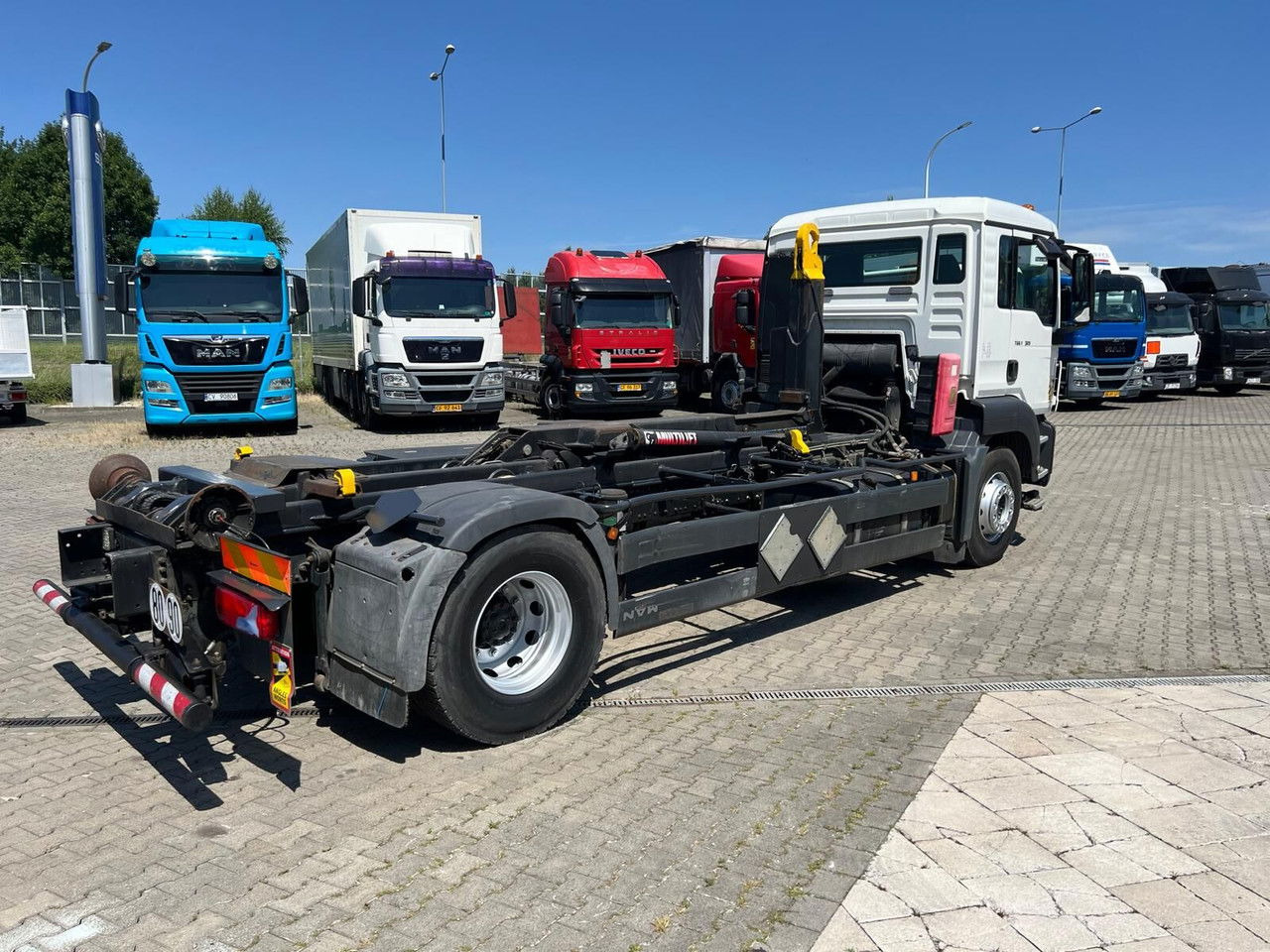 MAN TGS 18.320 - 集装箱运输车/ 可拆卸车身的卡车:图5 MAN TGS 18.320 - 集装箱运输车/ 可拆卸车身的卡车:图5