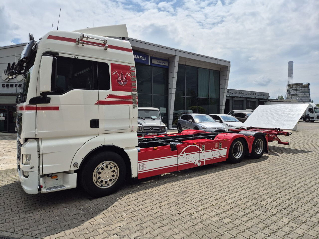 MAN TGX 28 28.420 , 6x2-2 LL + Trailer HFR KM 20 - 集装箱运输车/ 可拆卸车身的卡车:图4 MAN TGX 28 28.420 , 6x2-2 LL + Trailer HFR KM 20 - 集装箱运输车/ 可拆卸车身的卡车:图4