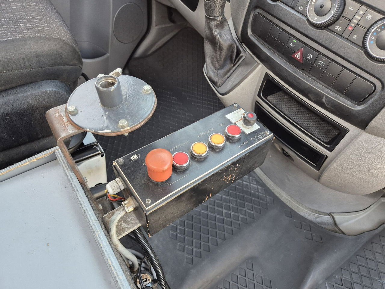 垃圾车 Mercedes-Benz Sprinter 316 CDi Aut. / Hummel HU2 / Webasto / 1 Owner Mercedes-Benz Sprinter 316 CDi Aut. / Hummel HU2 / Webasto / 1 Owner：图19