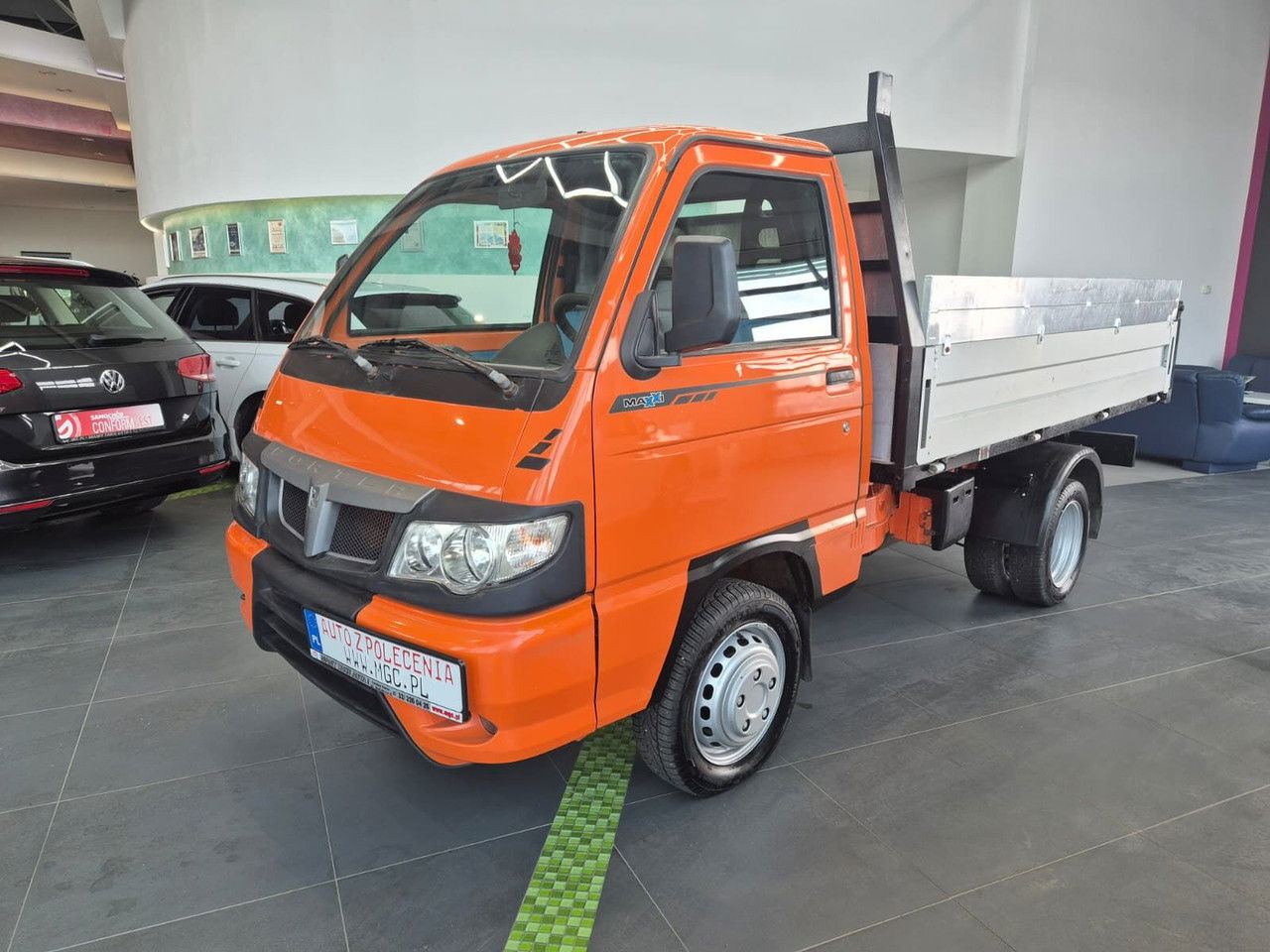 PIAGGIO Porter Maxxi eXtra / Kipper / 1 Owner / LOW KM - 翻斗货车:图1 PIAGGIO Porter Maxxi eXtra / Kipper / 1 Owner / LOW KM - 翻斗货车:图1