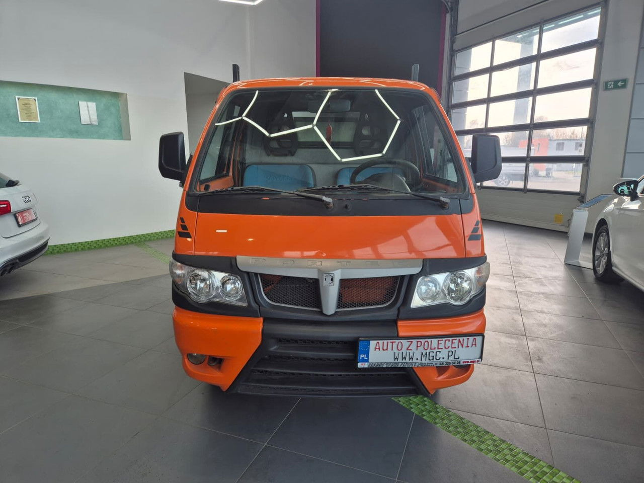 PIAGGIO Porter Maxxi eXtra / Kipper / 1 Owner / LOW KM - 翻斗货车:图3 PIAGGIO Porter Maxxi eXtra / Kipper / 1 Owner / LOW KM - 翻斗货车:图3