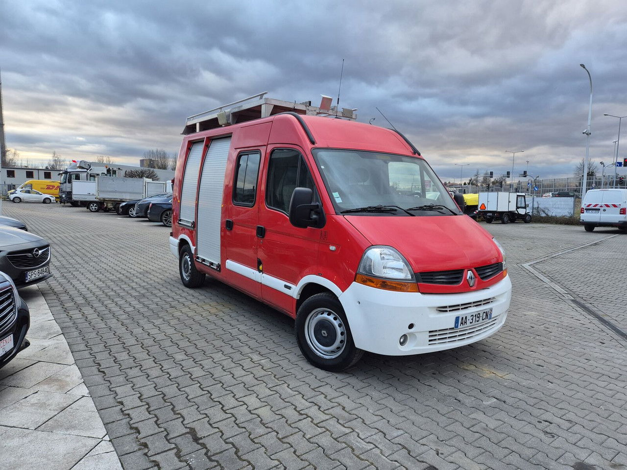 Renault Master 2.5 DCi / Only 25TKM / Like NEW / WE Have 3 THE Same Renault Master 2.5 DCi / Only 25TKM / Like NEW / WE Have 3 THE Same - 消防车:图5 Renault Master 2.5 DCi / Only 25TKM / Like NEW / WE Have 3 THE Same Renault Master 2.5 DCi / Only 25TKM / Like NEW / WE Have 3 THE Same - 消防车:图5