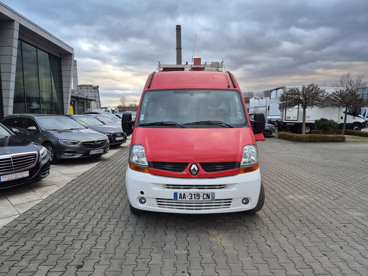 Renault Master 2.5 DCi / Only 25TKM / Like NEW / WE Have 3 THE Same Renault Master 2.5 DCi / Only 25TKM / Like NEW / WE Have 3 THE Same - 消防车:图4 Renault Master 2.5 DCi / Only 25TKM / Like NEW / WE Have 3 THE Same Renault Master 2.5 DCi / Only 25TKM / Like NEW / WE Have 3 THE Same - 消防车:图4