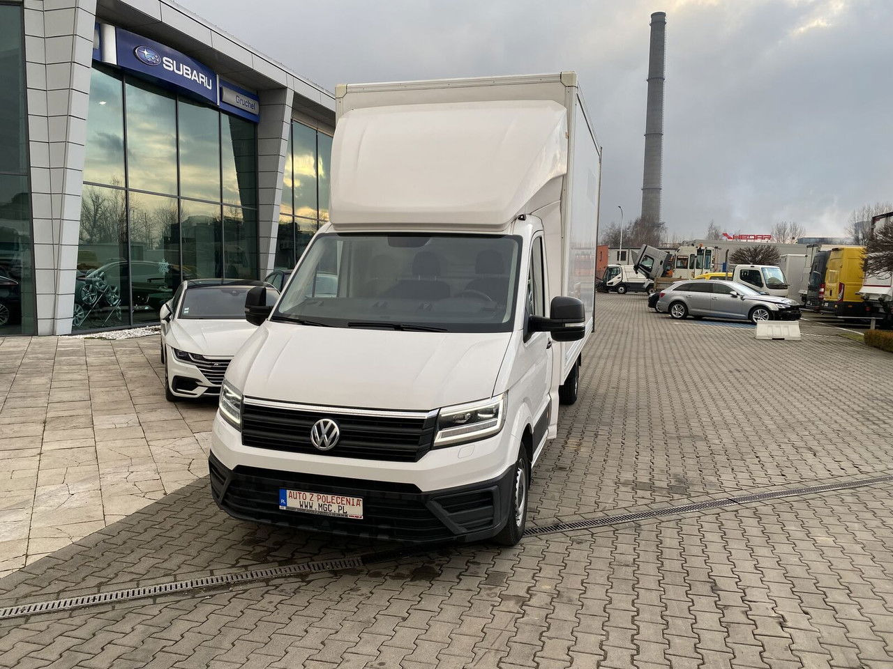 Volkswagen Crafter 2.0 TDI 177HP / High Container / Lift 750KG / Super Cond - 厢式货车:图4 Volkswagen Crafter 2.0 TDI 177HP / High Container / Lift 750KG / Super Cond - 厢式货车:图4